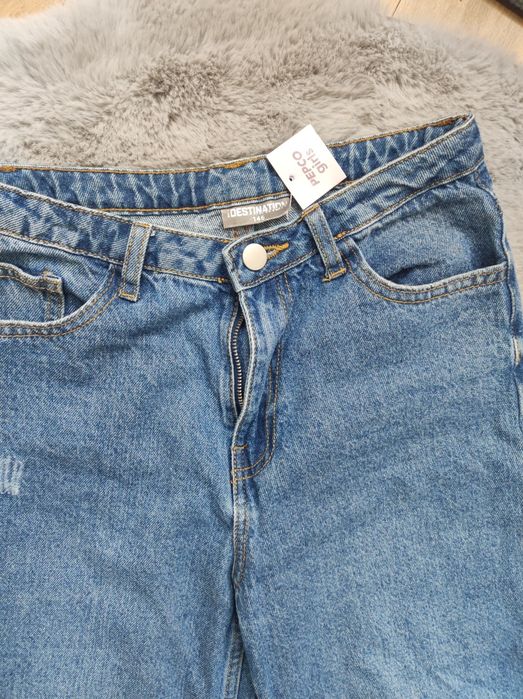 Jeansy nowe rozmiar 146