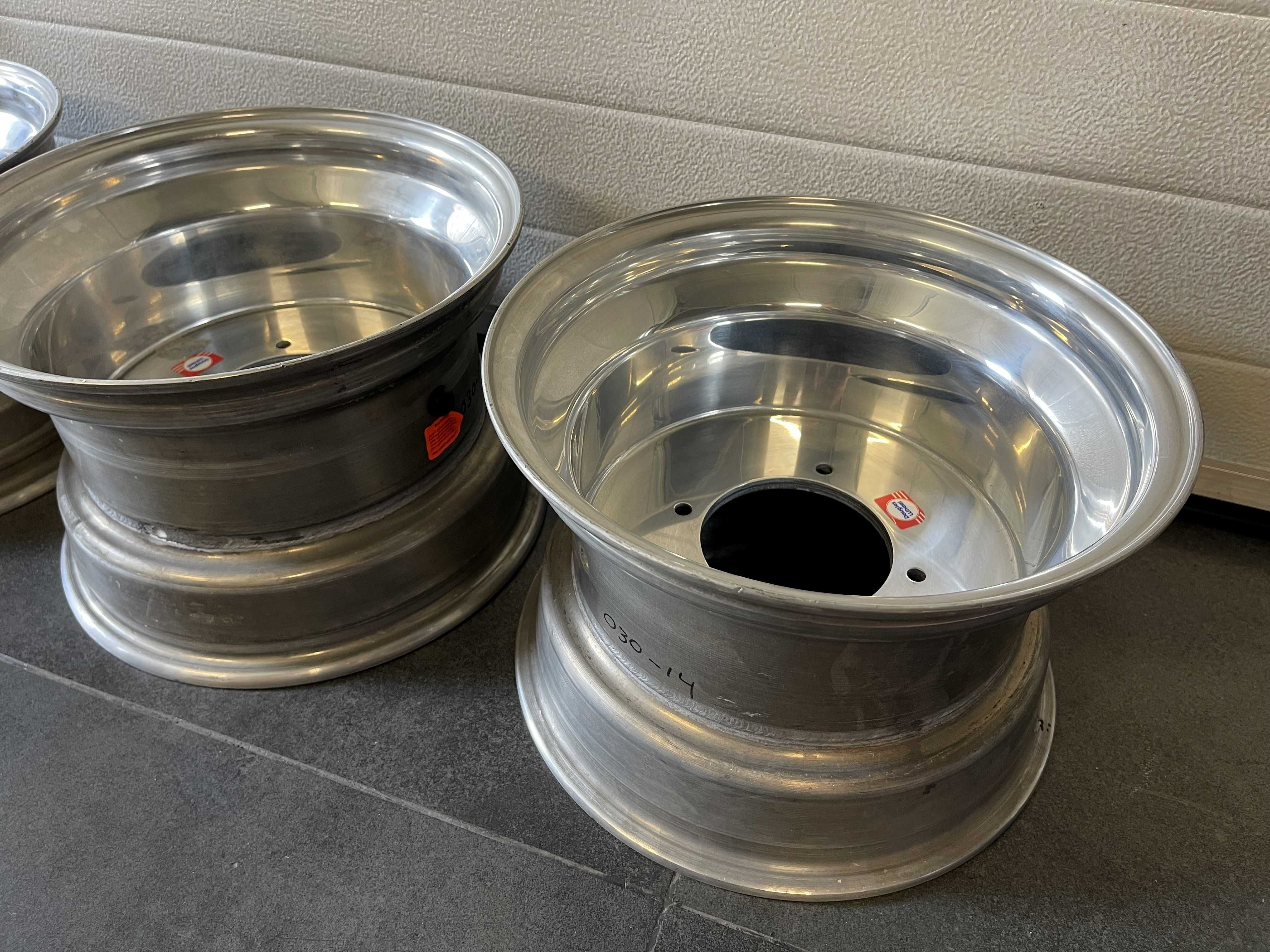 Komplet Felg Quad 12 x 8/ 4 x 137 Can-Am Polaris Kawasaki