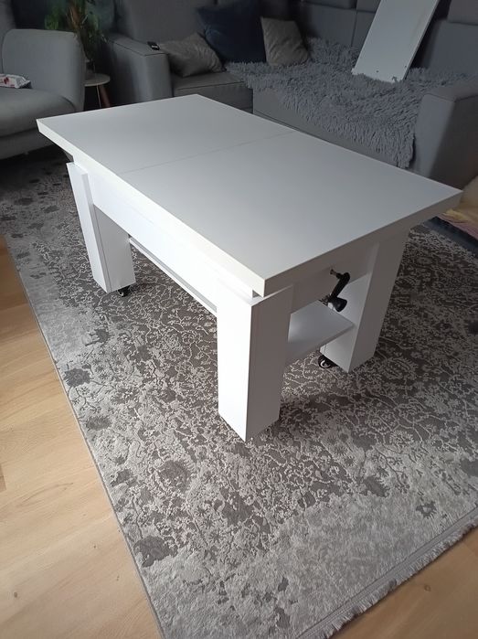 Ława rozkładana na kółkach