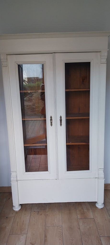 Witryna biblioteczka kredens szklany