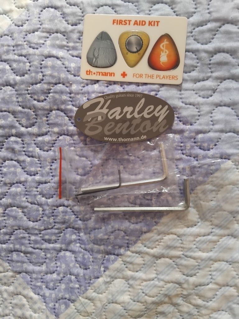 Harley Benton Guitarra Elétrica