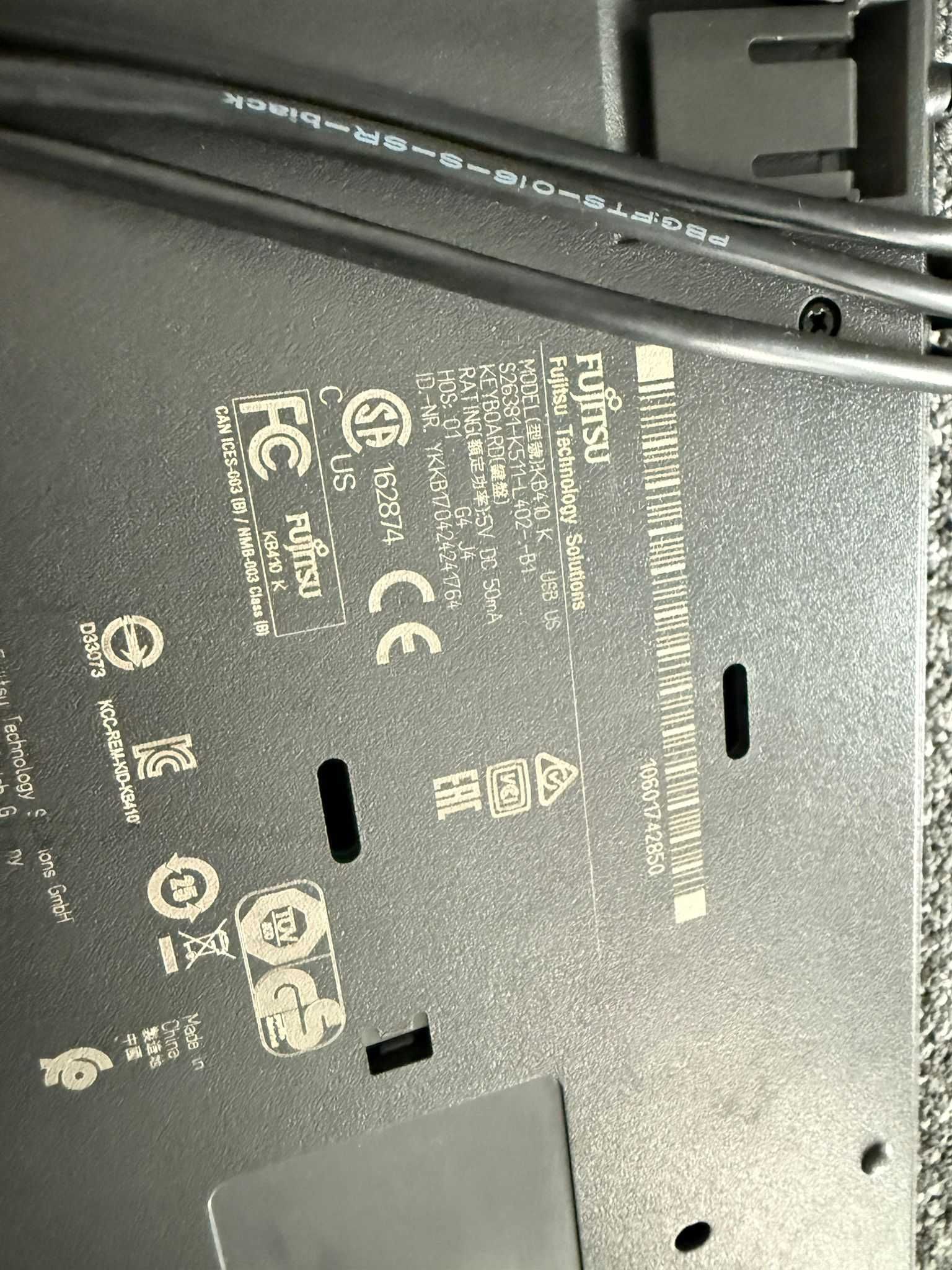 Klawiatura przewodowa Fujitsu USB – idealny stan
