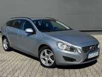 Volvo V60 MOMENTUM /Nawigacja/ Podgrz Fotele/ Foteliki dziecięce