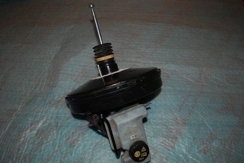 VW GOLF VII PASSAT B8 SKODA OCTAVIA SEAT LEON III ATECA  SERWO POMPA HAMULCOWA 5Q1614105CK