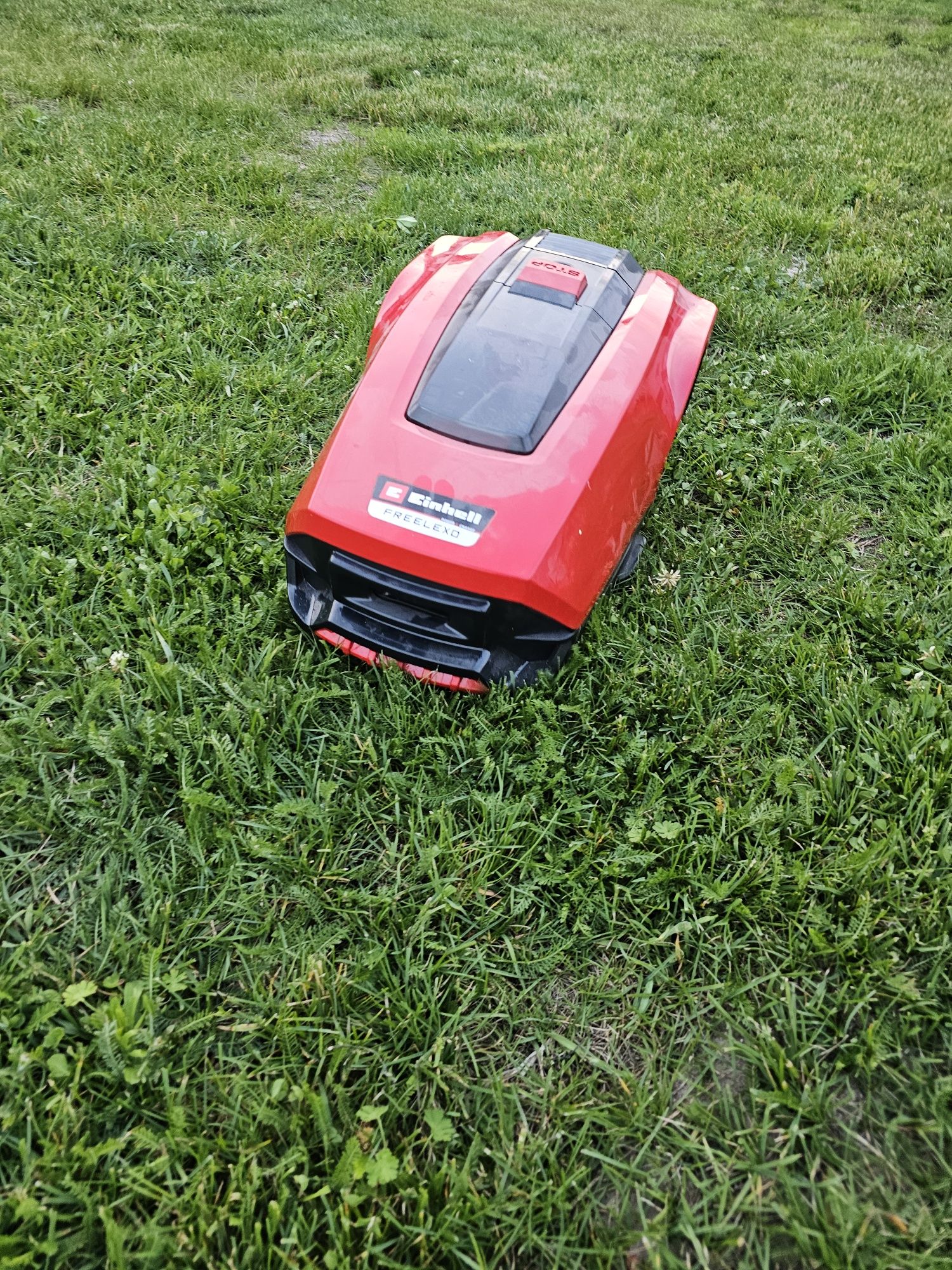Robot koszący Einhell freelexo z stacją i zestawem  montażu