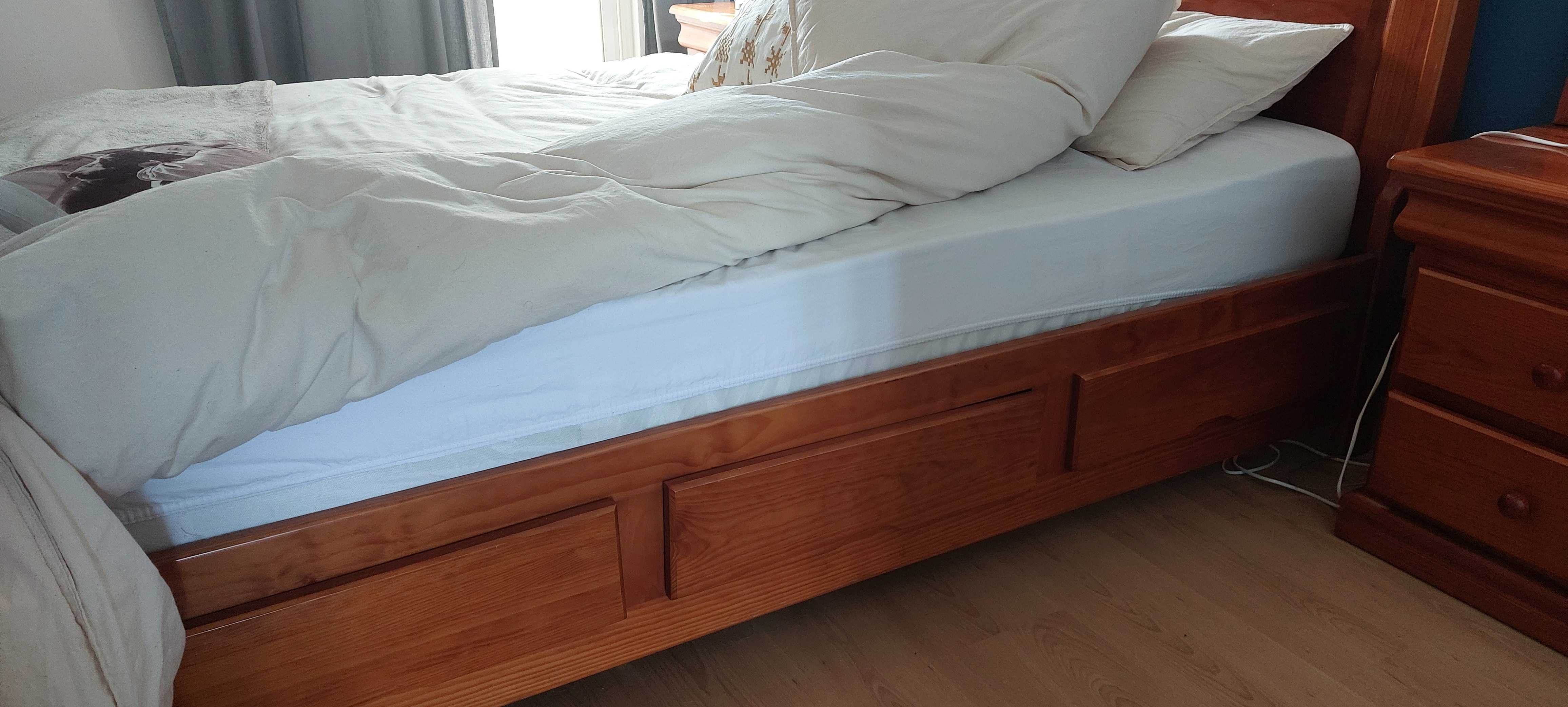 Mobília quarto casal pinho mel maciça