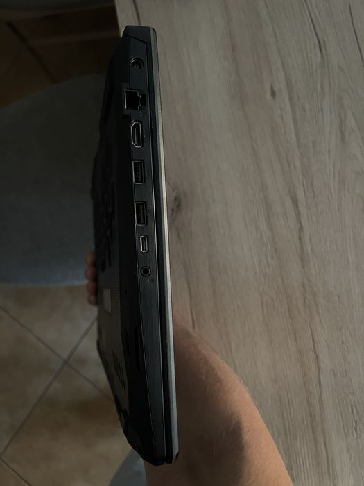 Laptop gamingowy ASUS TUF A15 – RTX 3060, R7-5800H 16GB RAM, SSD 512GB