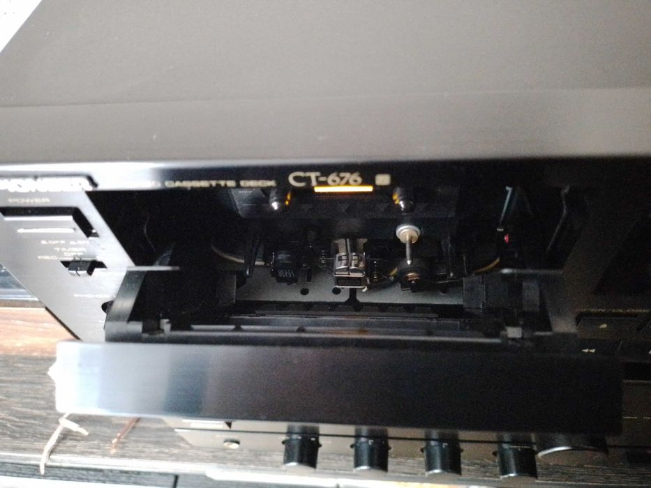 Magnetofon Pioneer CT-676