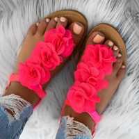 Sandałki z kwiatami