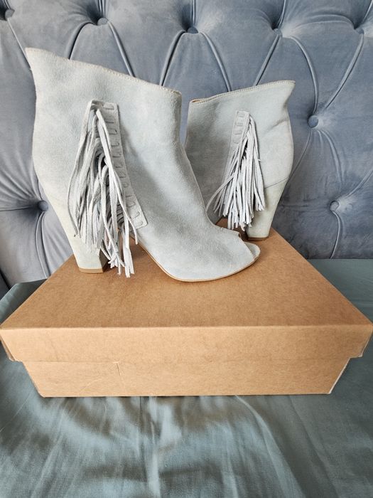 Zamszowe botki bez palców Kati r.40