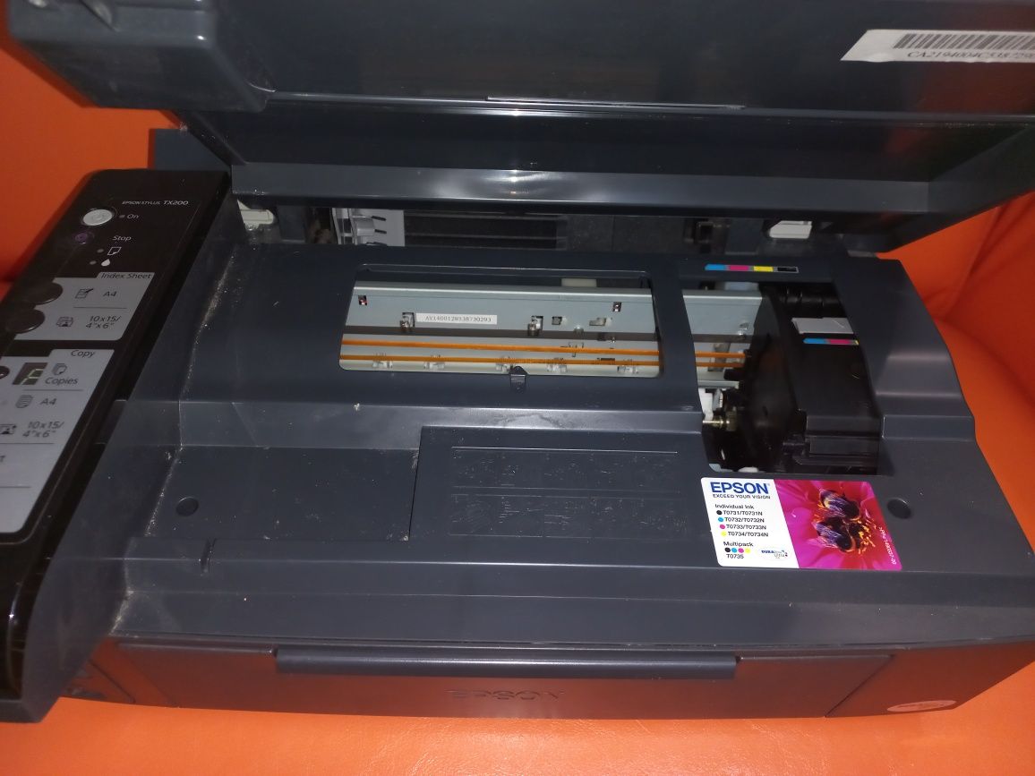 EPSON stylus tx 200