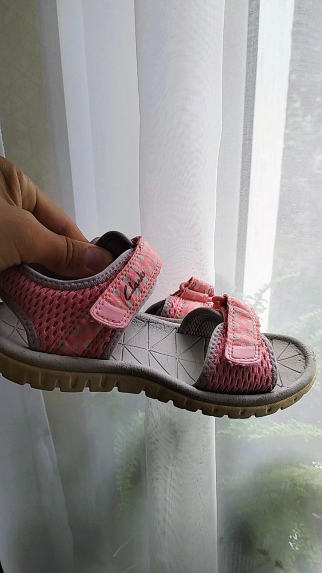 Босоніжки Clarks