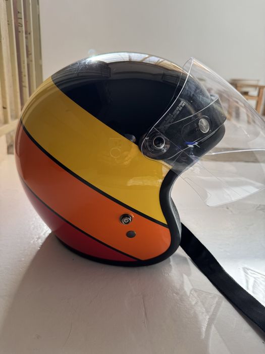 Capacete L Marca BELL