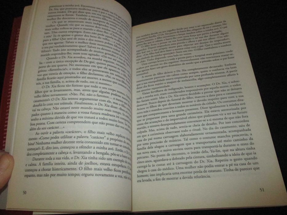 Livro Cisnes Selvagens Três filhas da China Jung Chang