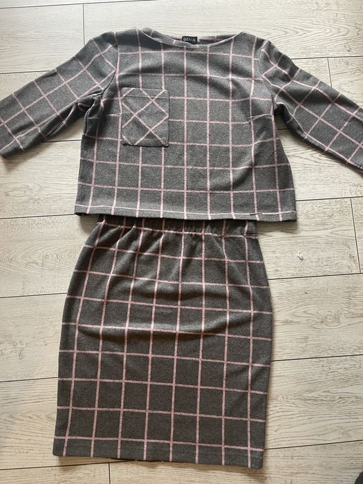 Костюм жіночий розмір L