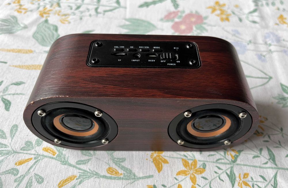 Przenośny głośnik Bluetooth  +Radio - stereo, stylowy, retro