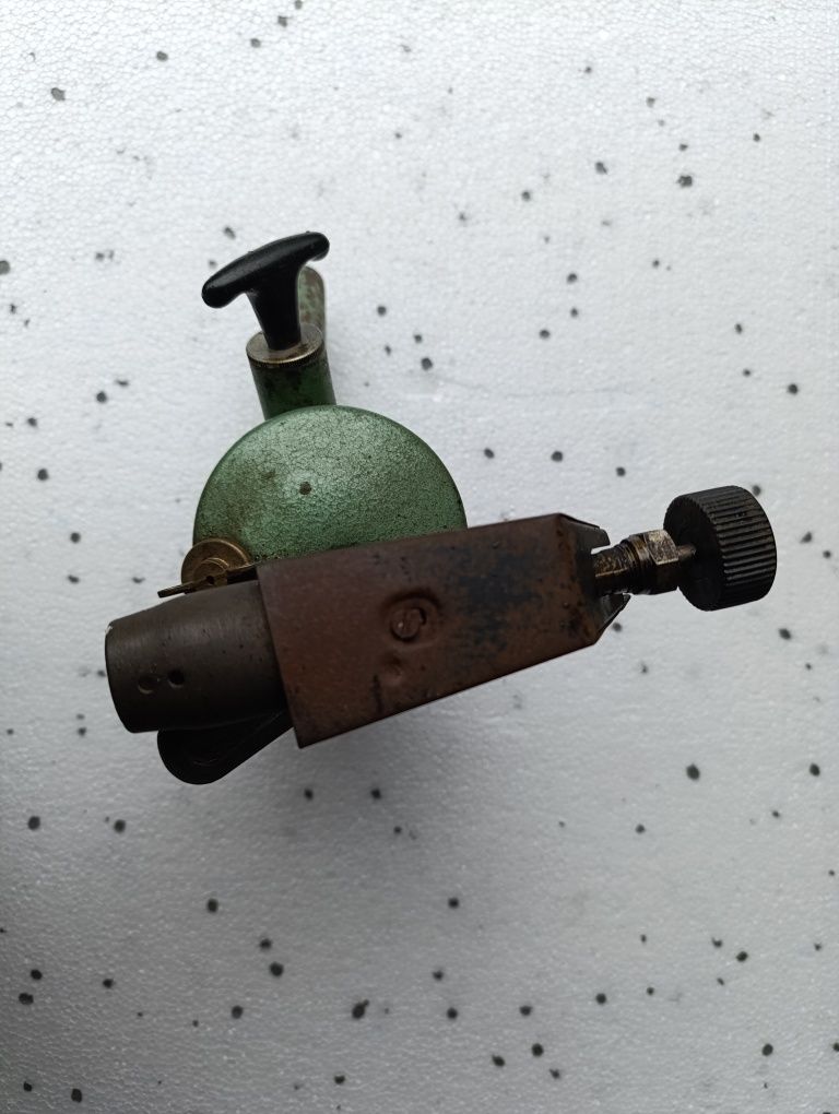 Lampa na benzynę ludlampa lampa benzynowa z czasów PRL