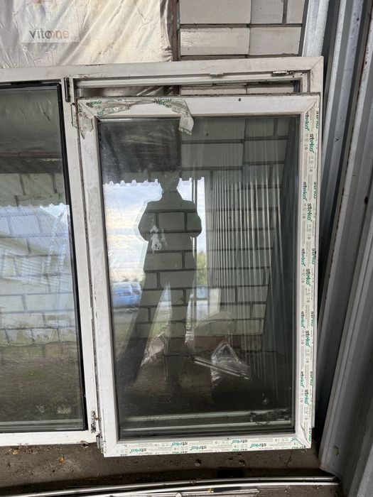 Продам пластиковое окно
