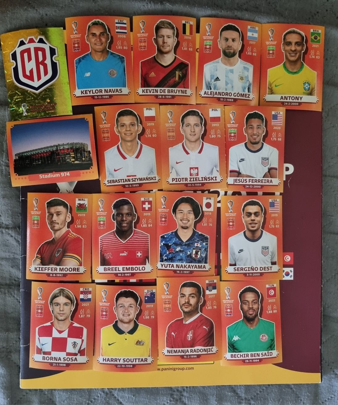 Наклейки Panini World Cup 2022