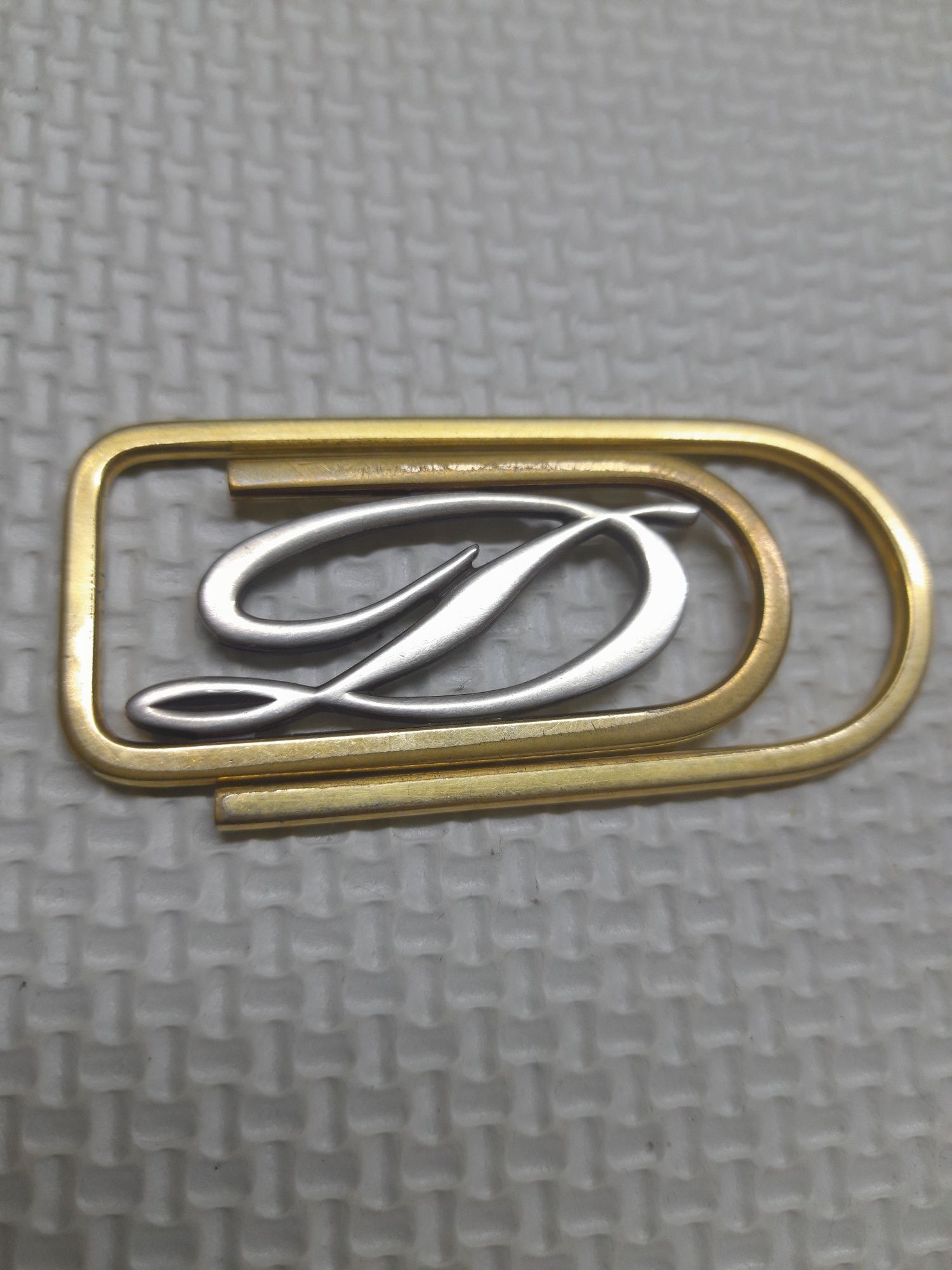 Зажим для грошей Dupont