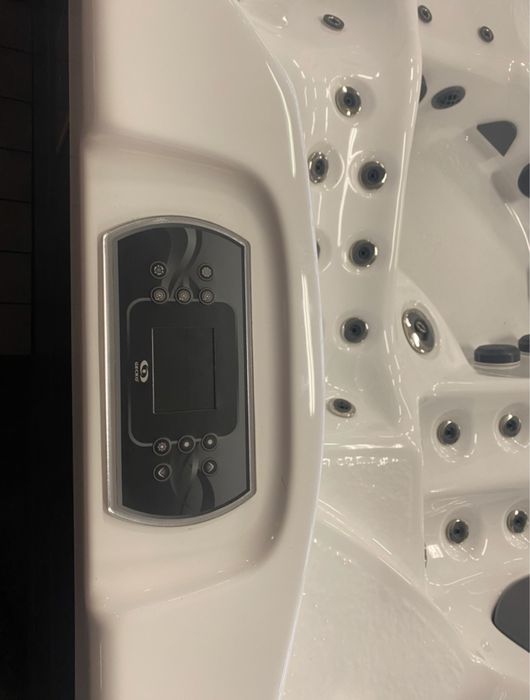 Jacuzzi Premium SVENSKA PRO Floden – Luksus w Promocji Zima 2026