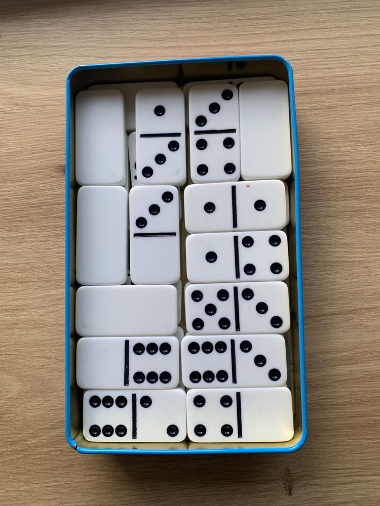 Domino kompletne