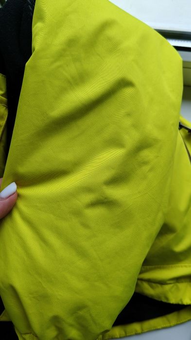 Лижна куртка яскрава