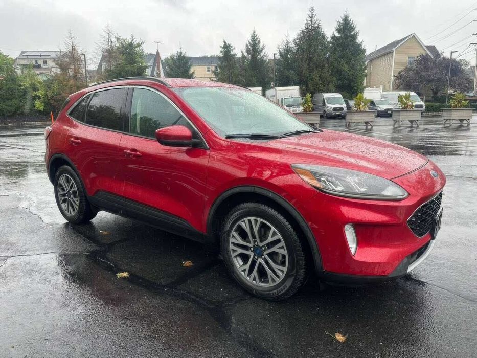 Ford Escape SEL      2020