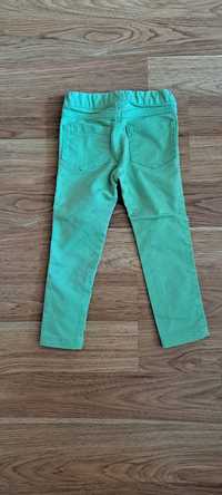 Zielone spodnie dziewczęce KappAhl r. 98 cm