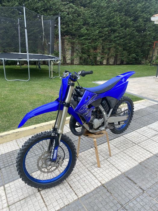 Yamaha yz125 22 - como nova -