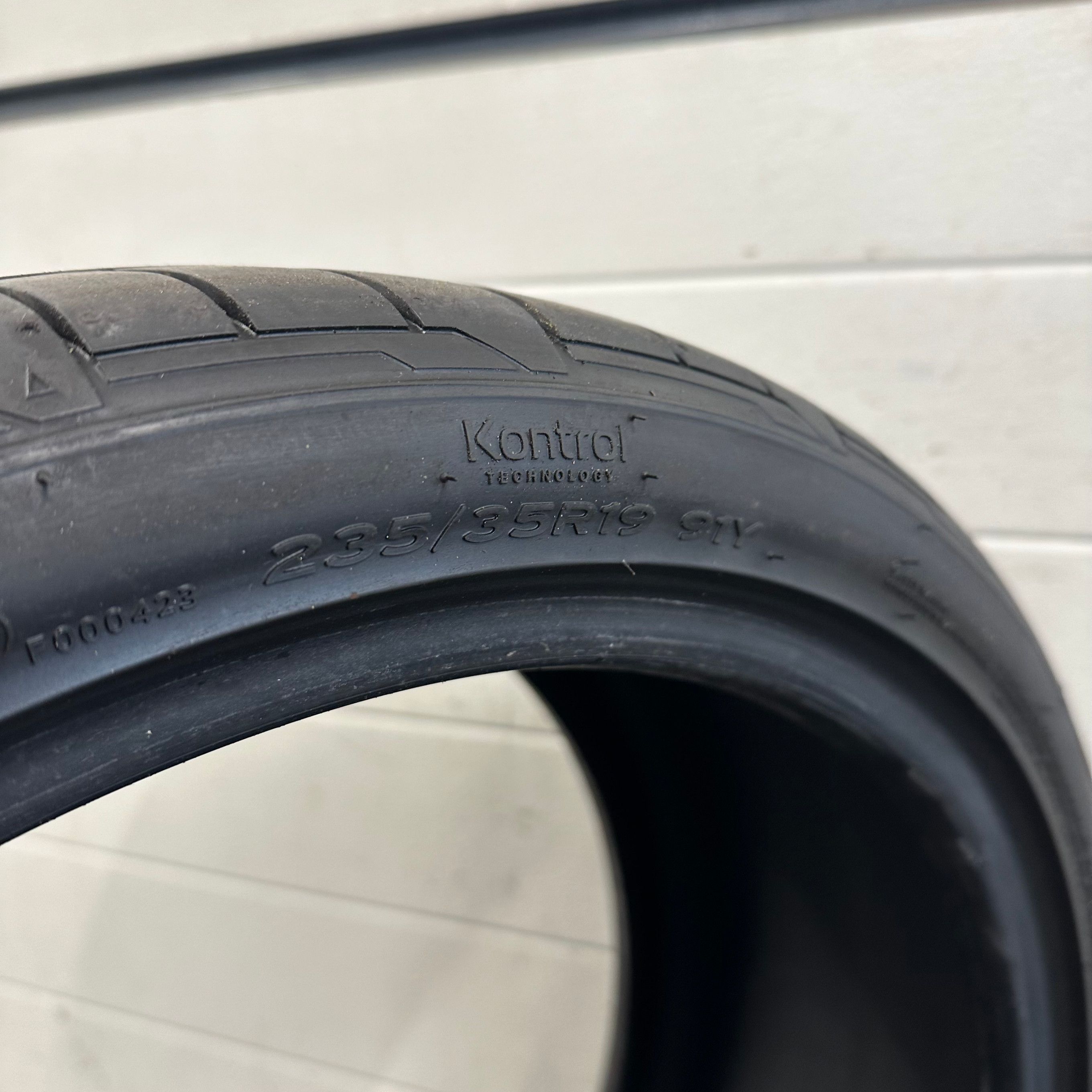 Opona Hankook Ventus S1 evo3 - 235/35/19