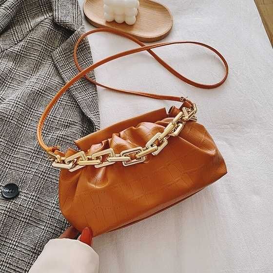 Torebka Damska•Totally Classy•Brąz•Bagietka•ZŁOTY•Łańcuch•DZIEŃ KOBIET