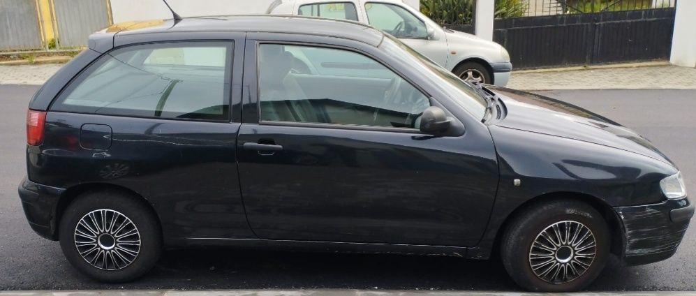 Vendo SEAT Ibiza SDI 1.9