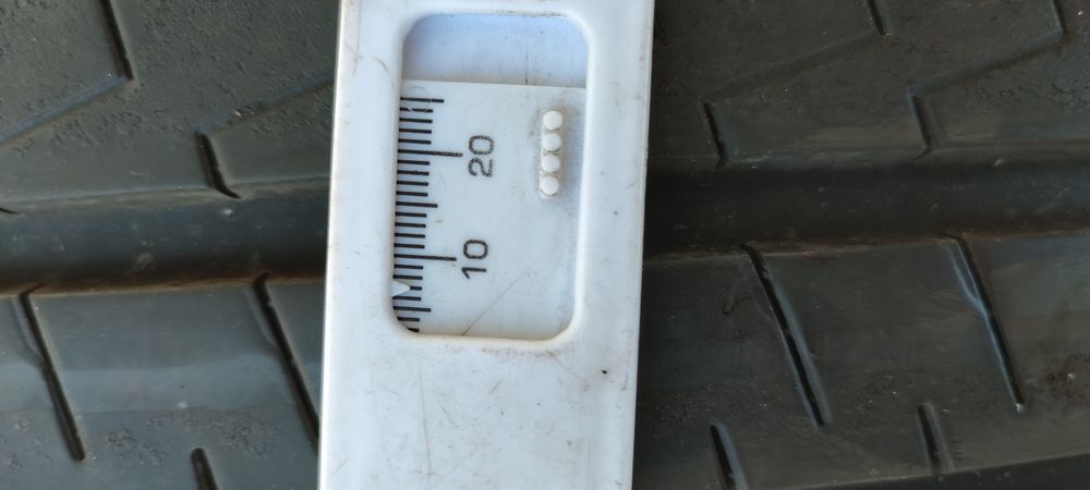 16"6J 4x100 koła Toyota Yaris Vitz, z oponami letnimi Falken 195/50R16