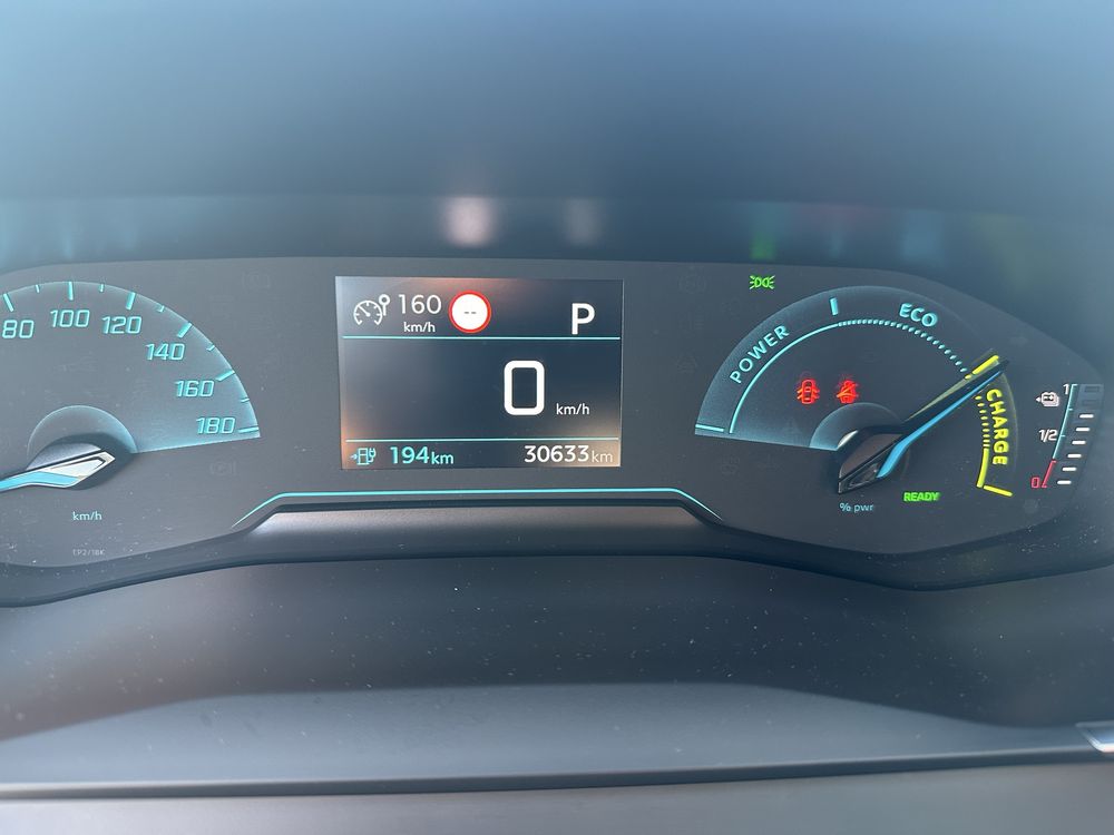 Peugeot e-208 50 Kwh com financiamento