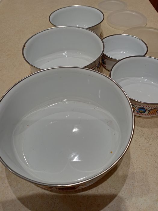 Garnki/miseczki metalowe