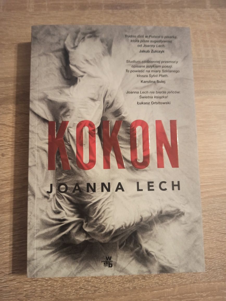 Joanna Lech    .