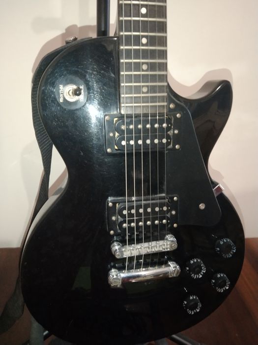 Електрогітара Epiphone Les Paul Studio