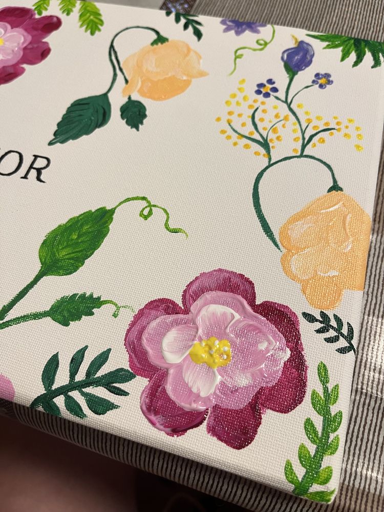 Інтерʼєрна картина у стилі Dior