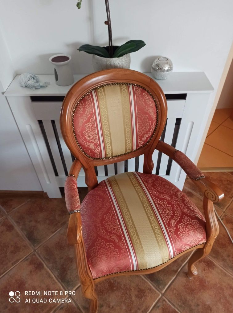 Dwa krzesła rococo drewniane