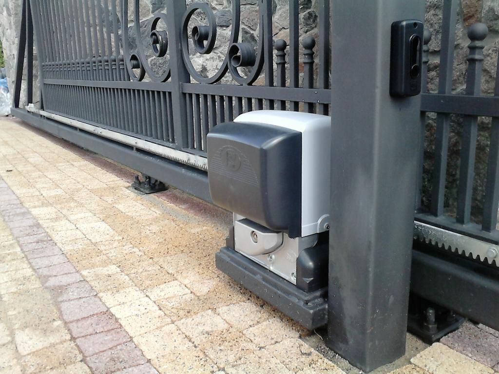 Montaż -serwis automatyki bramiwej oraz bram