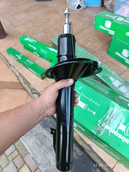 Амортизаторы передние Ford Transit 2000-2008