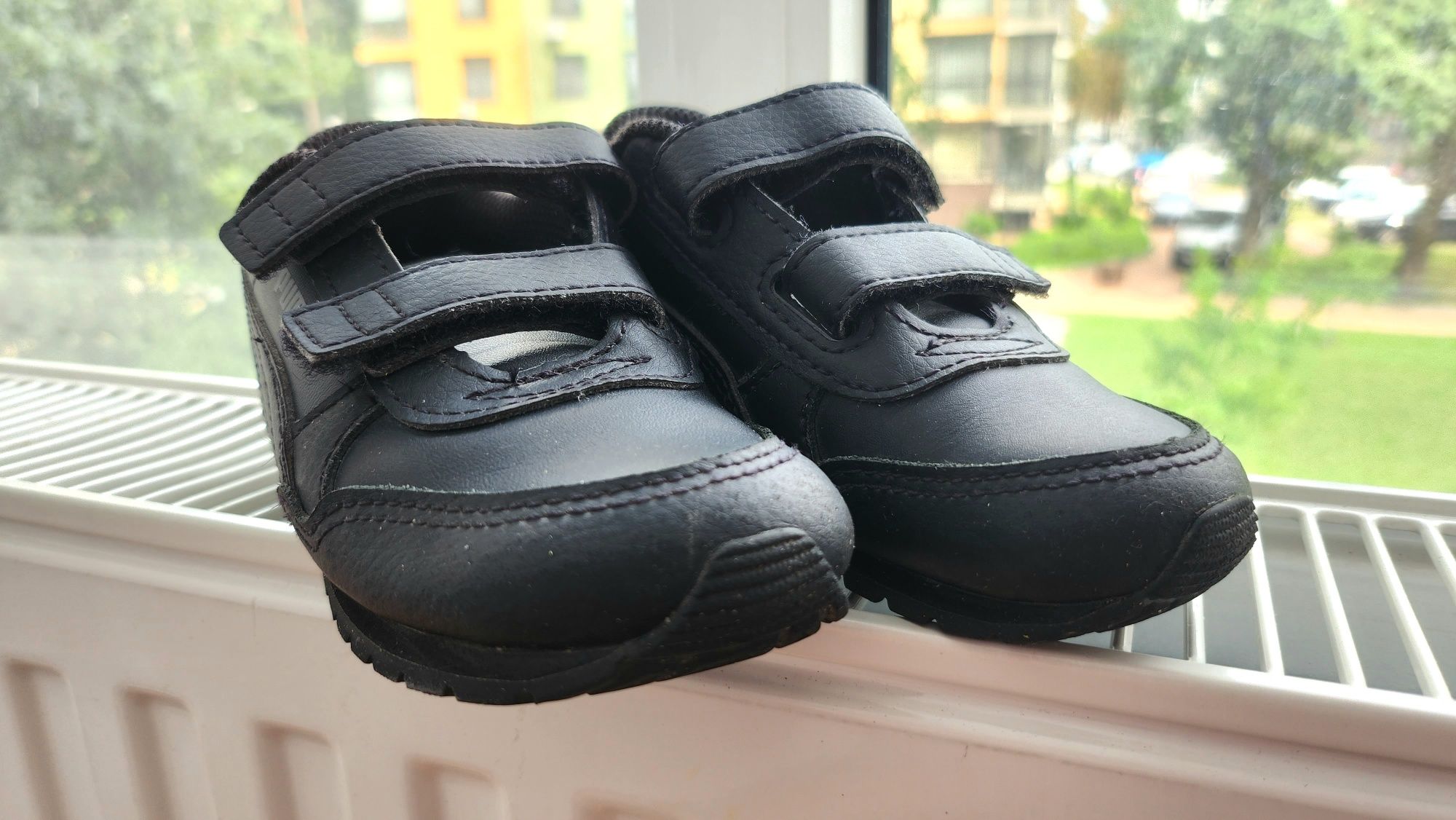 Дитячі кросівки РUМА ST Runner v3 Leather Kids