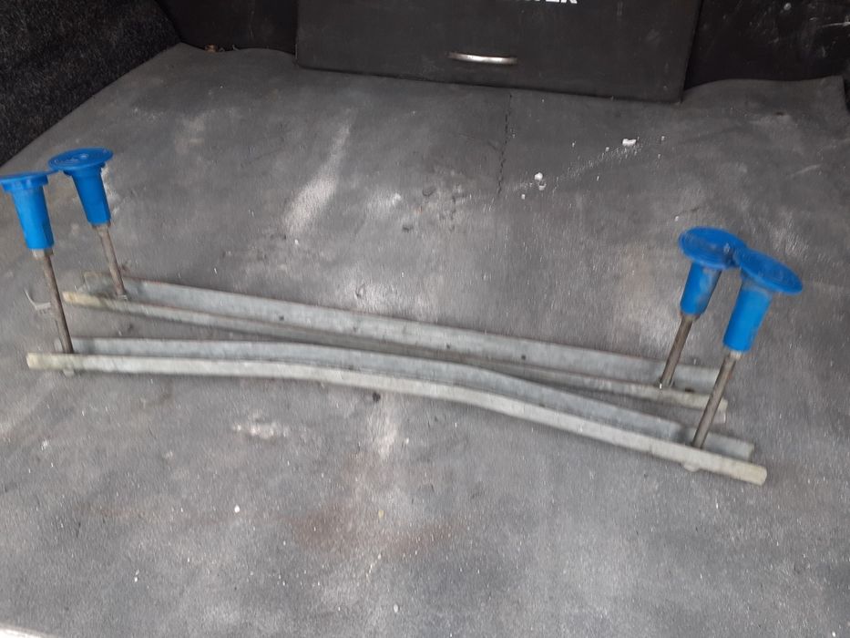 Ніжки для акрілової ванни.