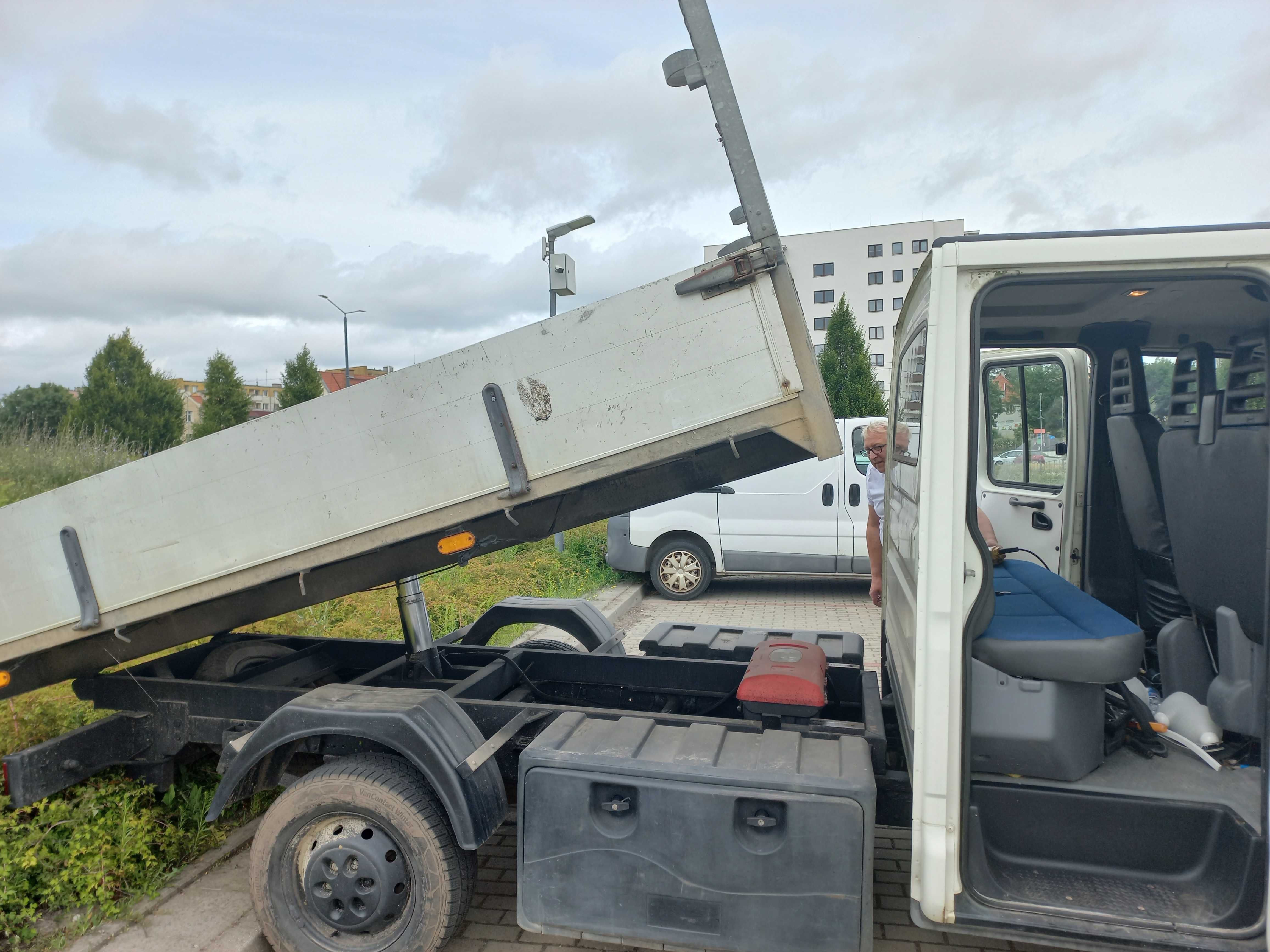 Sprzedam Iveco 7 osobowy