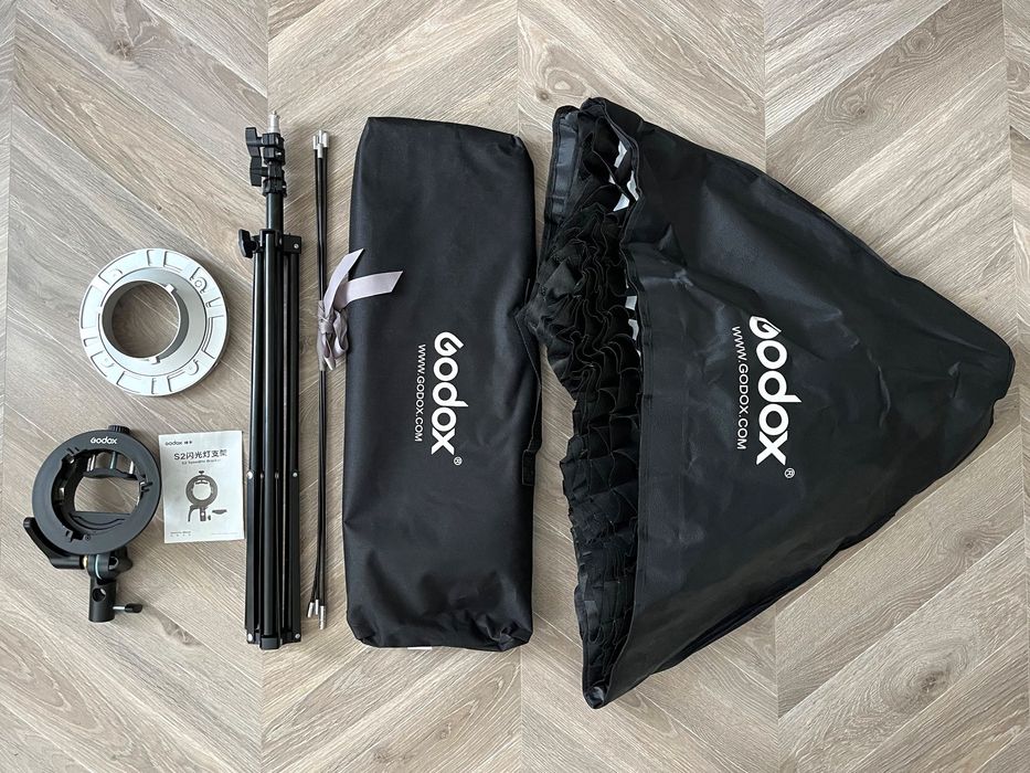 Комплект студійного обладнання Godox, Godox S2, Софтбокс, Стійка
