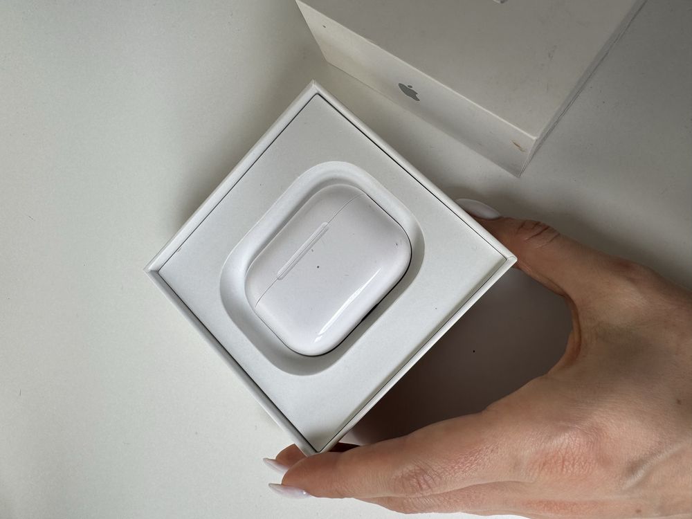 AirPods Pro в отличном состоянии