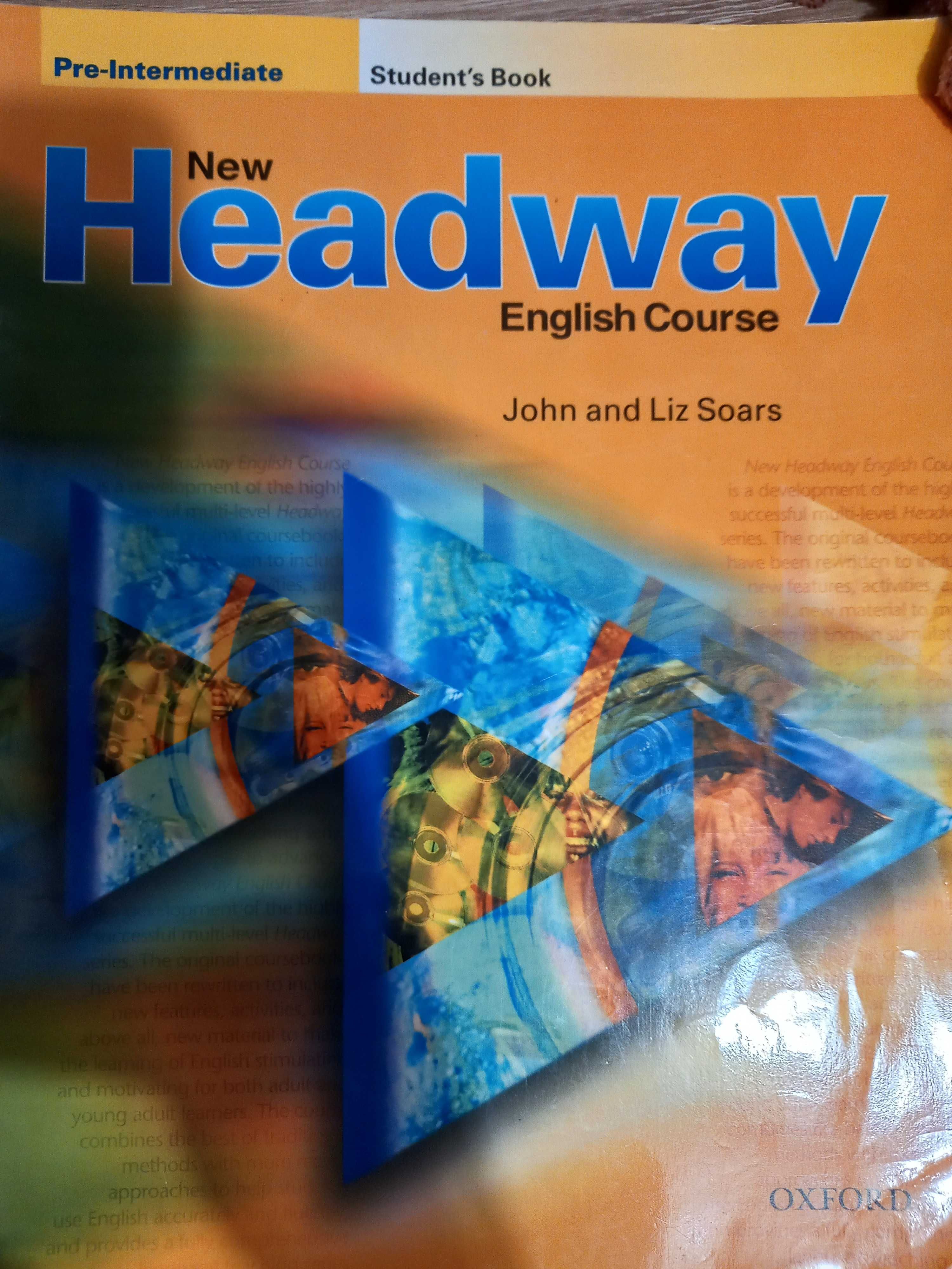 Książka New Headway English Course Pre-Intermediate