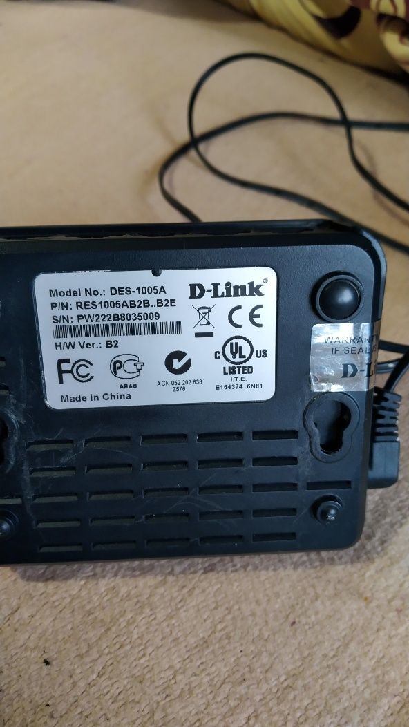 Маршрутизатор интернет D-Link DES-1005A