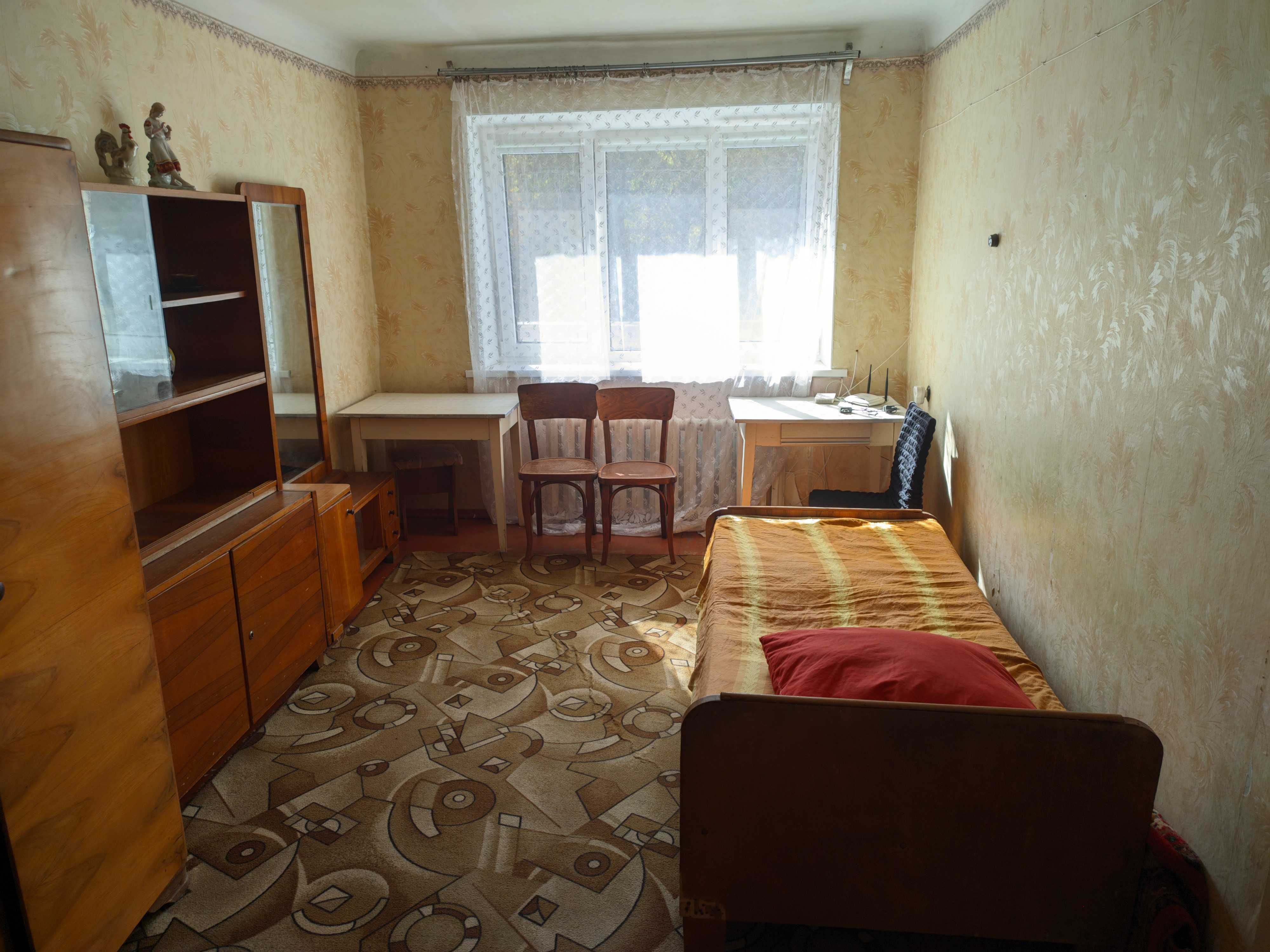 Однокімнатна квартира (31кВ, 2й поверх, вул.Гоголя, 72)